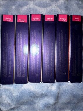 6/ Imayla The One Shimmering Lip Gloss- 4.5 ml- NIB-